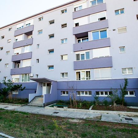 Apartment Little Violet - Balcony & Free Parking Задар Экстерьер фото
